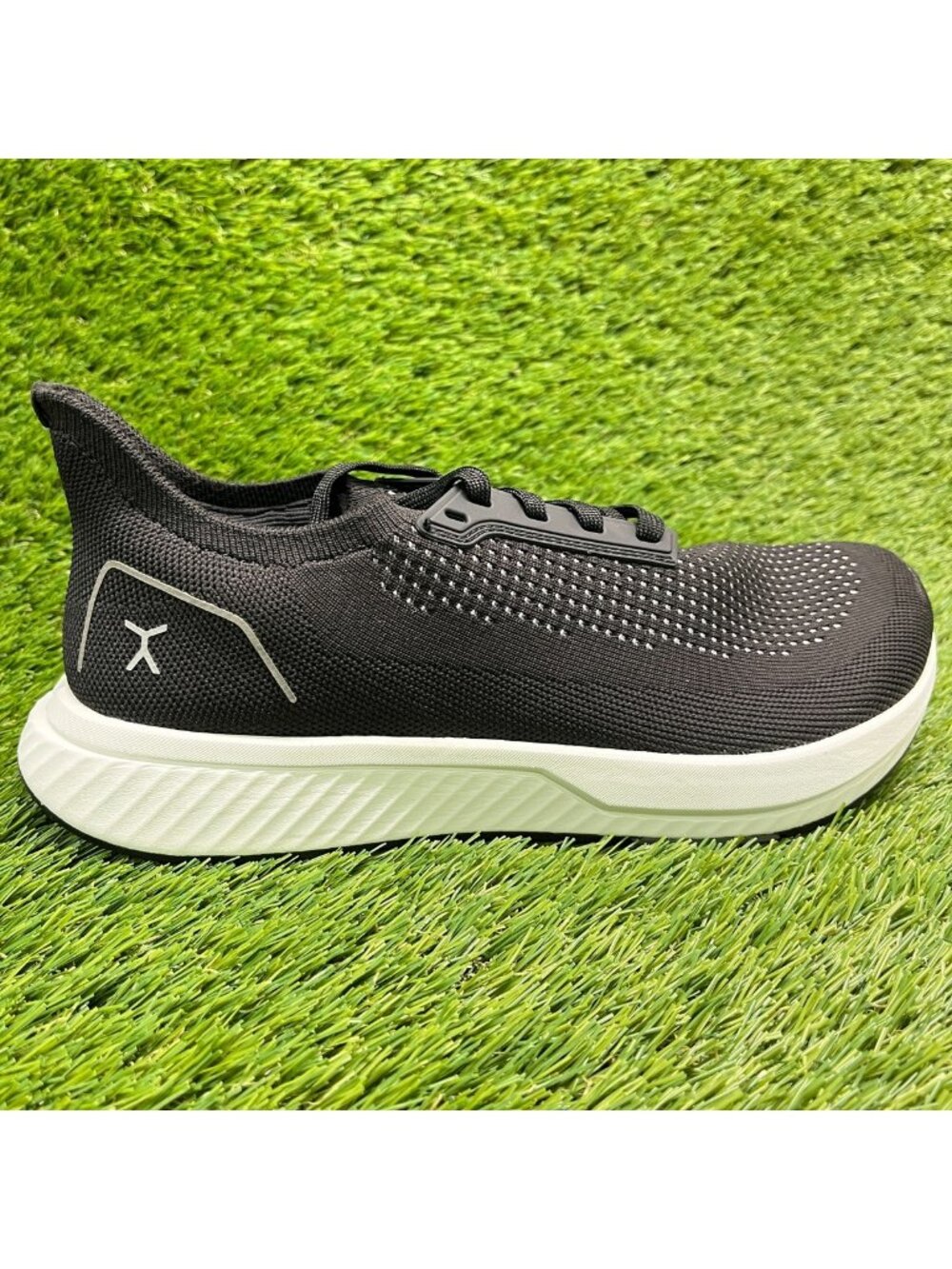 Flux Footwear Adapt Runner Black Mens Size 8 Womens 9.5 Athletic Shoes Sneakers